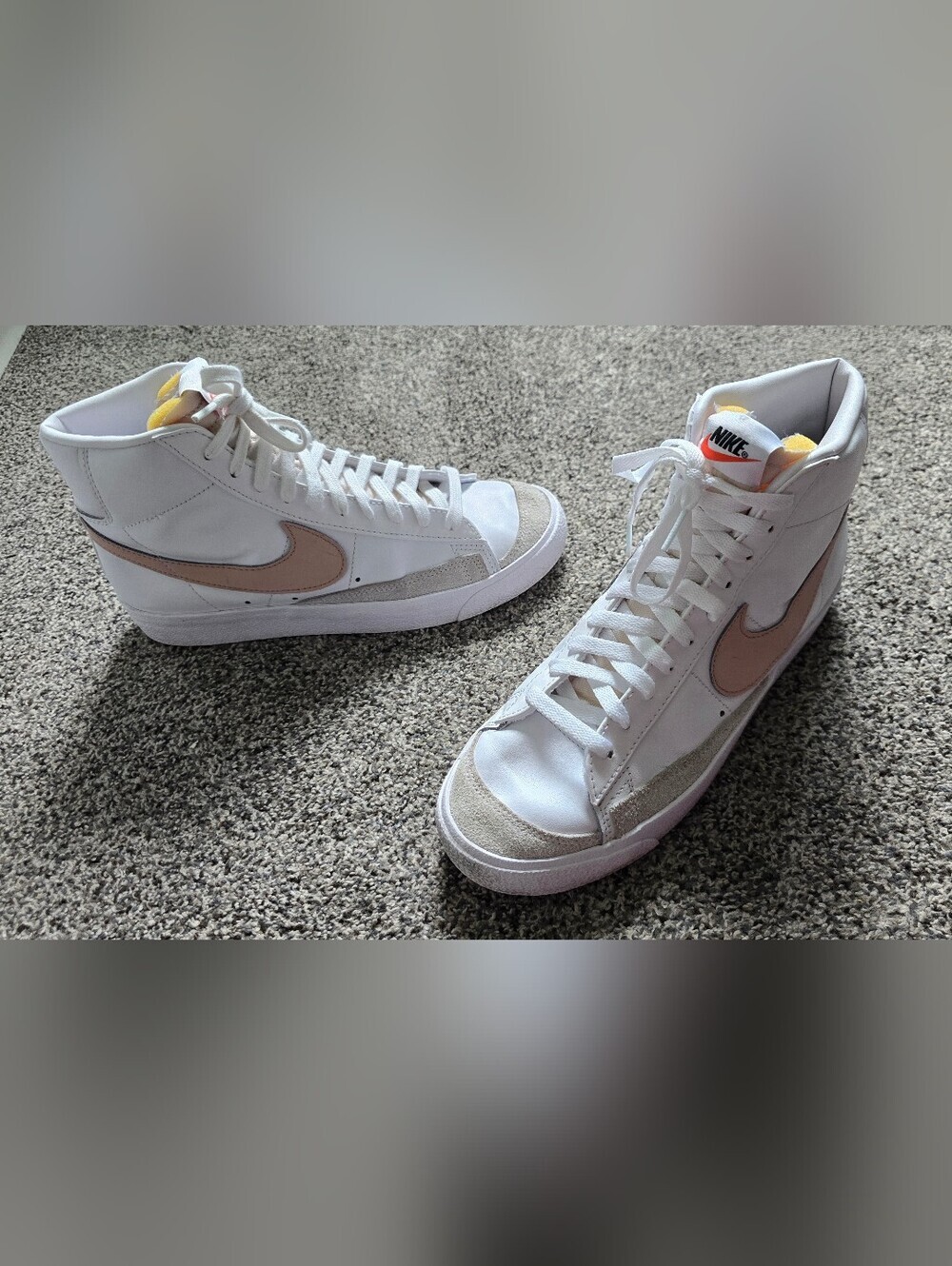 Nike Blazer Mid '77 Vintage White Pink Oxford Sneakers Size 9.5 - Picture 3 of 12